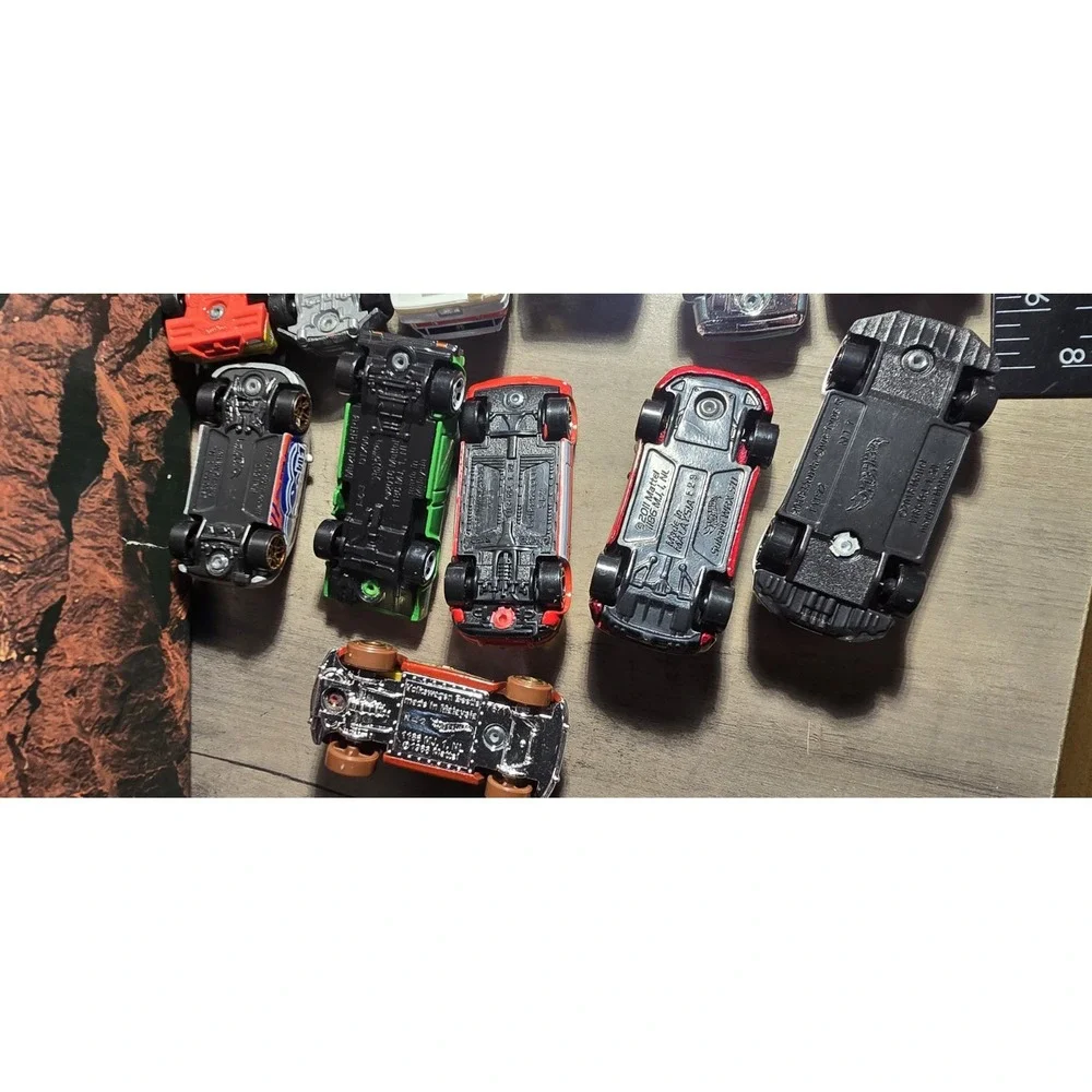 Hot Wheels LOT 16 Cars Trucks Vintage Honda Nissian Subaru Madza Toyota Loose HW